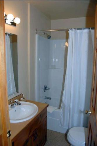 Birch Meadows Lodge B&B 弗尼 客房 照片