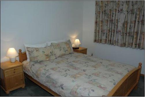 Birch Meadows Lodge B&B 弗尼 外观 照片